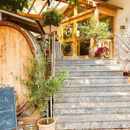 Hotel Weingut Dehren エレンツ・ポルタースドルフ エクステリア 写真