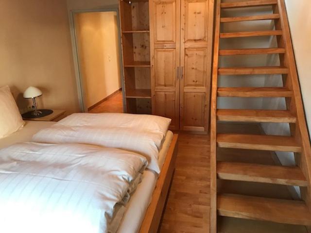 Hotel Weingut Dehren エレンツ・ポルタースドルフ エクステリア 写真